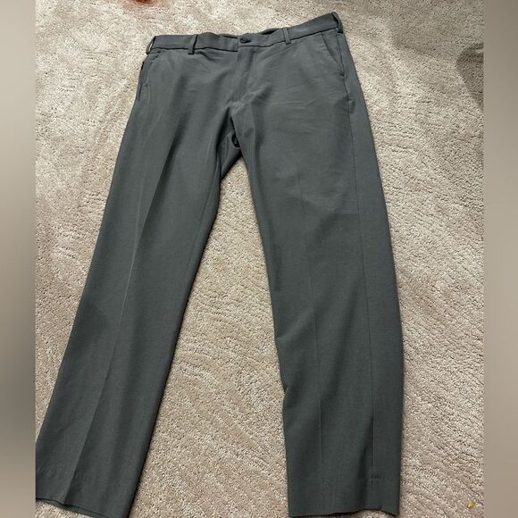 Men’s Van Husen gray dress pants - Picture 1 of 3